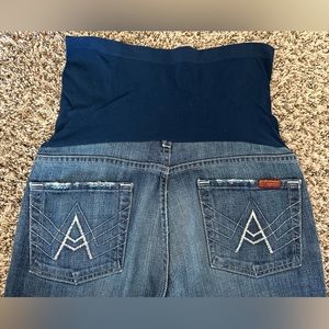 Designer Maternity jeans, Seven for all mankind A pocket bootcut jeans.